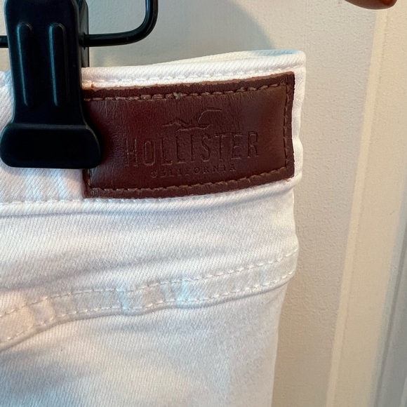 Hollister White Denim with Brown Patch - Picture 6 of 12